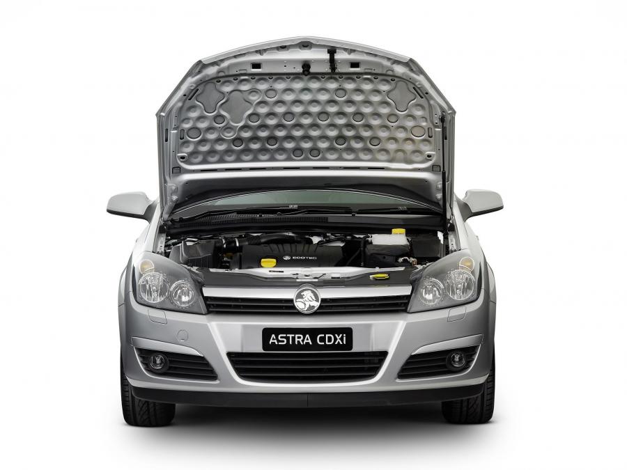  Holden Astra 5-Door 2005 года  (фото 6 из 16)